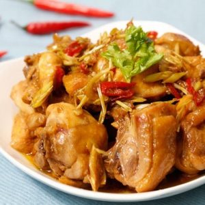 Cách làm món gà xào sả ớt cay cay, thơm ngon tốn cơm ngày lạnh