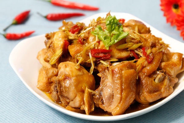 Cách làm món gà xào sả ớt cay cay, thơm ngon tốn cơm ngày lạnh